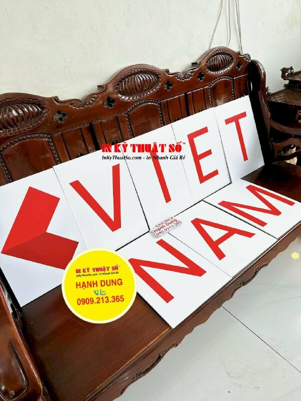 In tranh Canvas hình idol Kpop treo trang trí phòng cá nhân - INKTS1564
