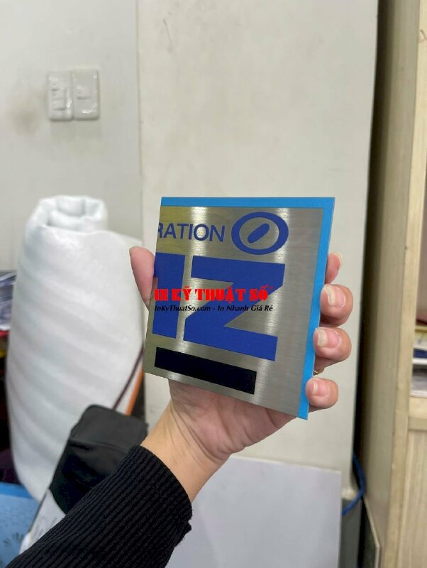 In phóng ảnh giấy chứng nhận certificate khổ lớn treo tường văn phòng công ty từ vải Canvas đóng khung viền đen - INKTS1786