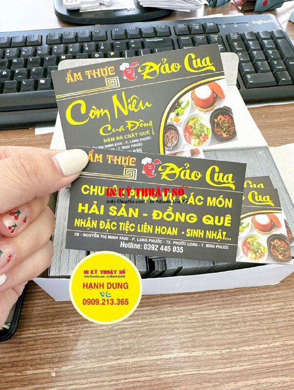 In name card rèm cửa chức danh Project Manager Quản lý dự án công ty màn rèm cửa cao cấp, in card giấy mỹ thuật, có mã QRcode chat Zalo - INKTS1903