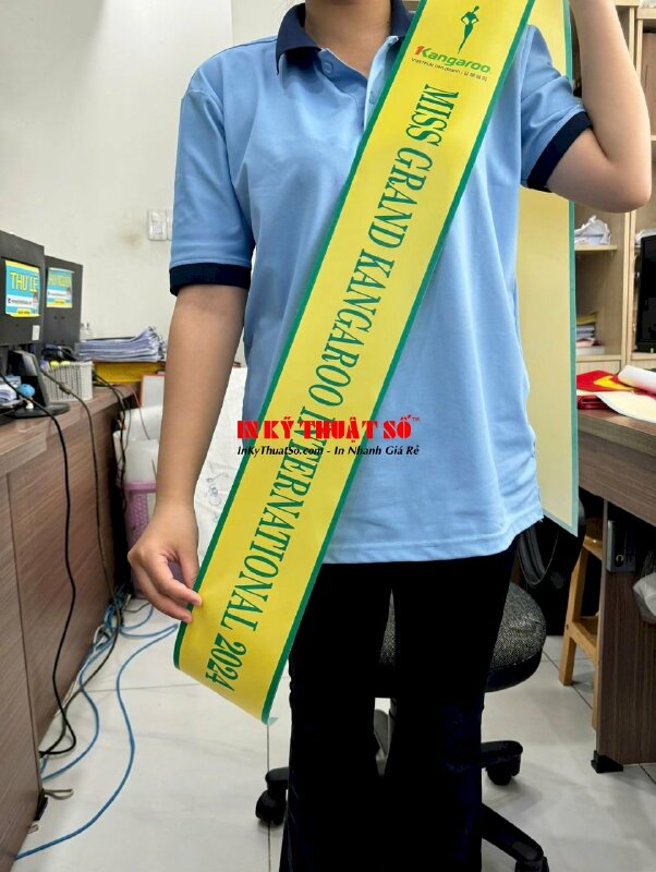In sash băng đeo chéo Miss Grand thương hiệu nhãn hàng điện máy, in vải silk lẻ - INKTS2840