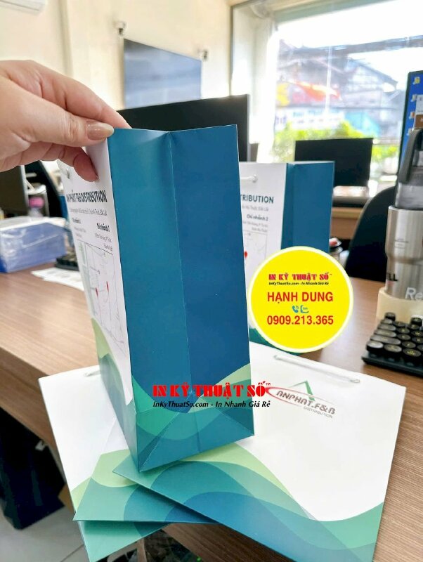 In túi giấy đựng nguyên liệu pha chế công ty F&amp;B Distribution, hàng gửi đi Đắk Lắk từ TPHCM - INKTS2878