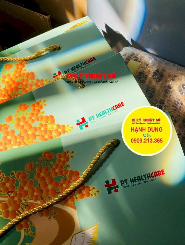 In nhãn UV DTF logo công ty, thương hiệu dán hộp quà tặng, túi giấy đựng quà tặng đối tác, nhân viên - INKTS2980