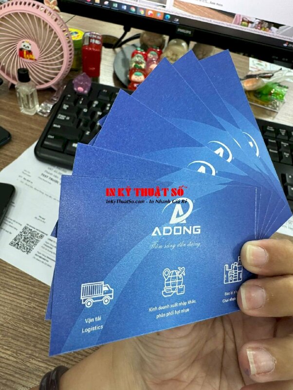 In card visit thư ký Secretary to CEO công ty cung cấp hạt nhựa, card visit giấy mỹ thuật nhũ trắng - INKTS2839