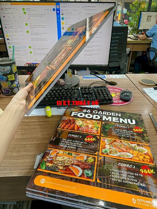 Làm menu làng ẩm thực, menu tấm cầm tay Food Menu, in PP bồi formex 5li cáng màng bóng chống nước - INKTS2909