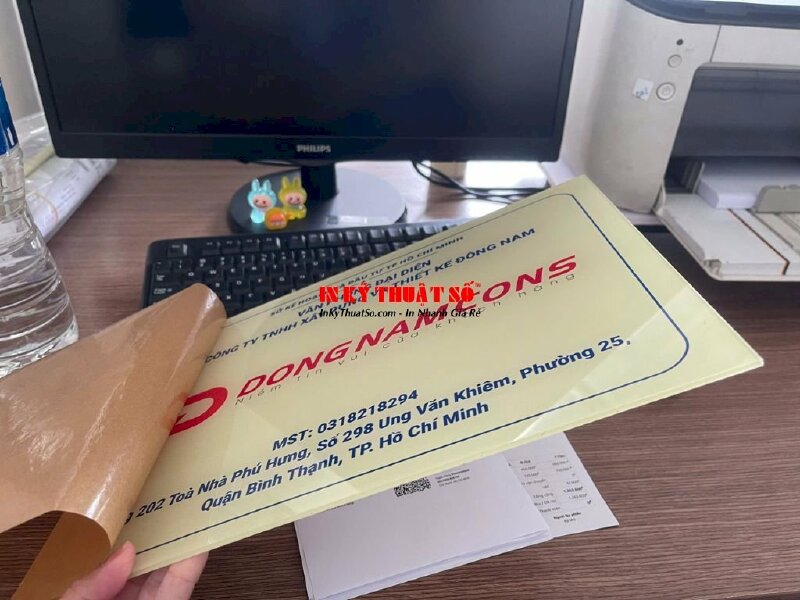 Biển văn phòng đại diện công ty Mica trong 3li in UV ngược, lót trắng theo file in - INKTS2896