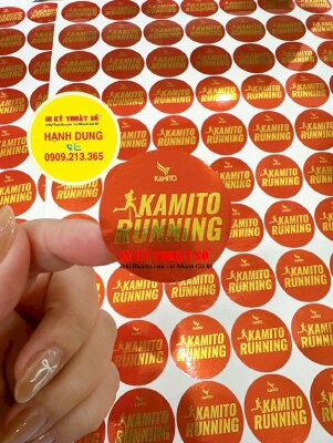 In tem xi vàng dán huy chương giải chạy bộ Running Day cho thương hiệu thể thao - INKTS2990
