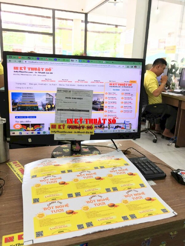 In biển hiệu công ty Mica trong khổ A3, in UV lên Mica trong 3li, lót trắng nền - INKTS1979
