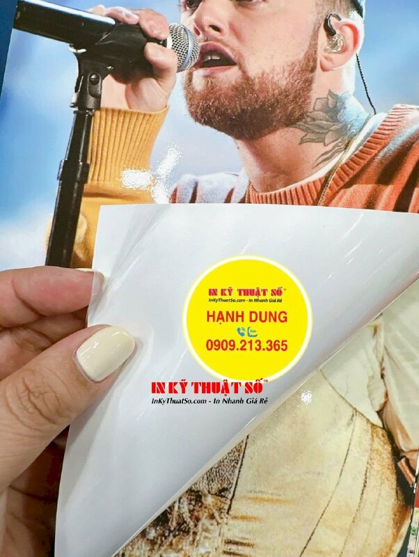 Làm bảng tên nhựa đổ keo gắn nam châm chức danh Manager, Diamon cho nhân viên Barber Shop tiệm tóc nam - INKTS1915