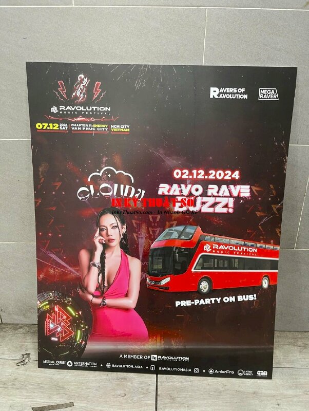 In bảng sự kiện PP bồi Formex 5li sự kiện lễ hội âm nhạc, tấm Poster cứng ốp tường, gắn kệ Standee khung gỗ chữ A - INKTS3005