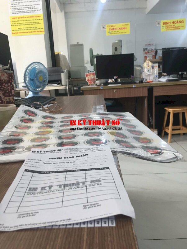 In túi giấy quà tặng sự kiện công ty công nghệ, in 100 túi giấy đựng quà event - INKTS1829