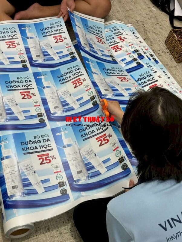 Thẻ tên nhân viên đổ keo gắn nam châm Sales Supervisor, Sales Manager, Product Manager, Product Specialist, Service Engineer, Chief of Representative Office North Region - INKTS1778