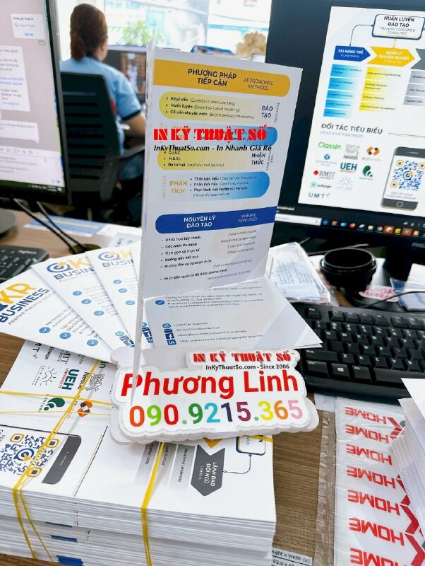 In tem tròn số thứ tự từ Decal sữa dầu mờ, đường kính 10cm, có bế theo viền - INKTS1677