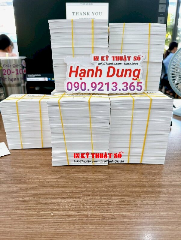 In bảng giá dịch vụ Spa khổ A4, in tờ lẻ menu Spa giấy mỹ thuật nhũ vàng - INKTS1625