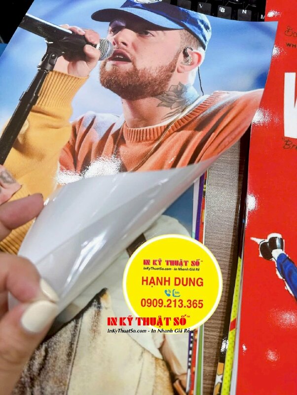 Làm bảng tên nhựa đổ keo gắn nam châm chức danh Manager, Diamon cho nhân viên Barber Shop tiệm tóc nam - INKTS1915