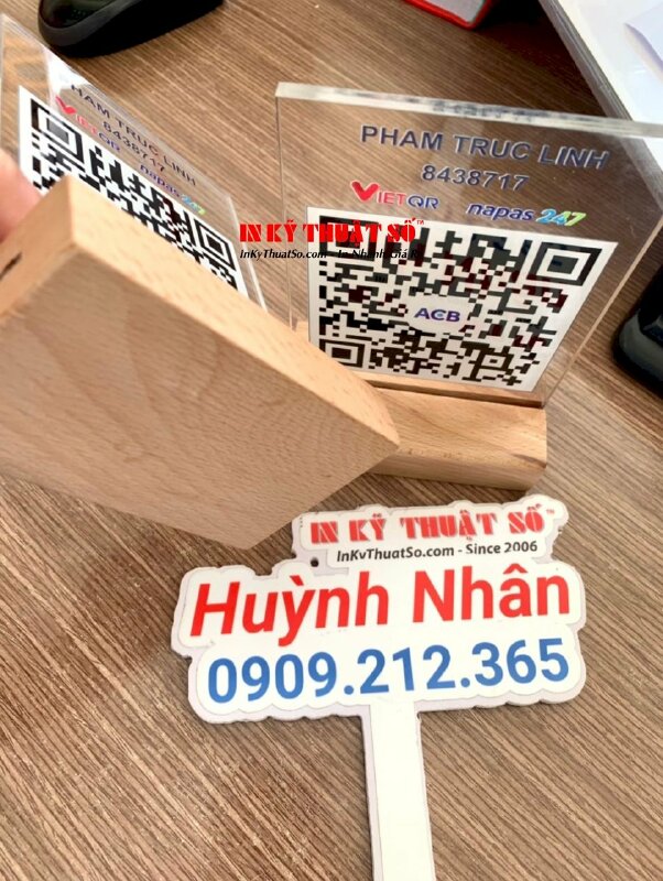 Làm menu khổ A3 đặt bàn tiệm bánh, quán cà phê, bảng menu PP cán format 2 mặt nội dung, hàng gửi đi Singapore từ TPHCM - INKTS1602
