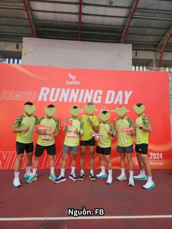 Bảng cầm tay sự kiện giải chạy bộ Running Day cho thương hiệu thể thao - INKTS2989
