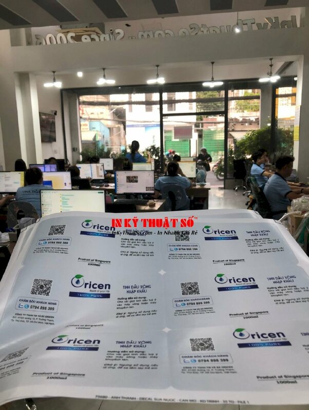 In Poster Formex khuyến mãi để kệ Standee khung gỗ chữ A, poster cứng cho shop đồ lót, cửa hàng nội y - INKTS2778