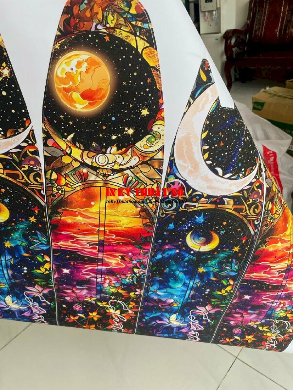 In Decal sữa cán màng nhũ kim sa lấp lánh, dán ván lướt sóng chủ đề kính màu Day &amp; Night - INKTS2837